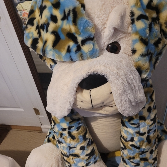 Toys - Picture 3 of 3